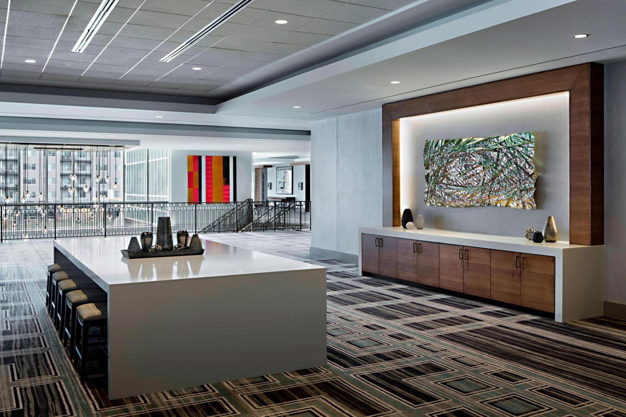 Omaha Marriott Downtown At The Capitol District Hotel Exterior photo