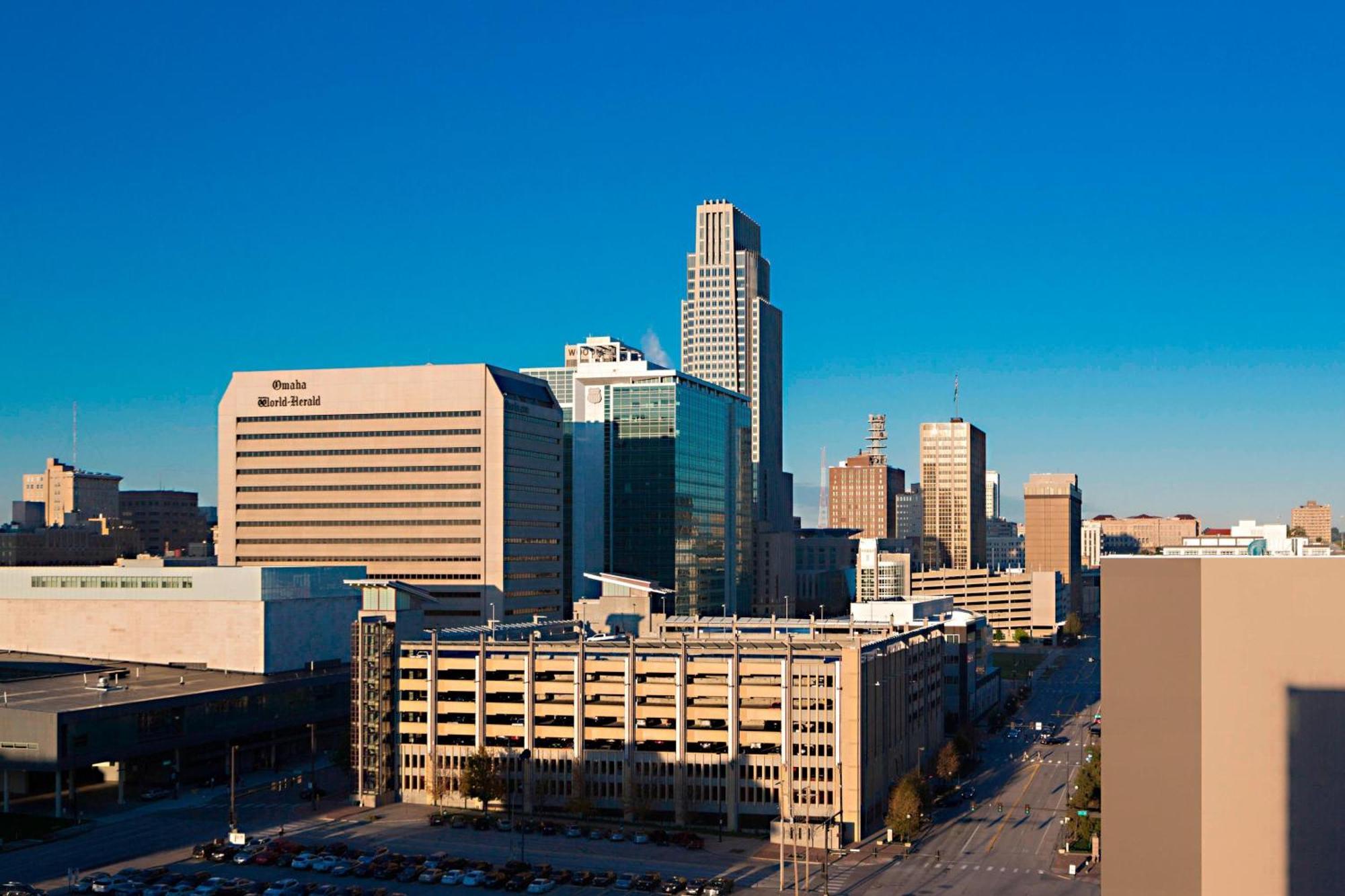 Omaha Marriott Downtown At The Capitol District Hotel Exterior photo